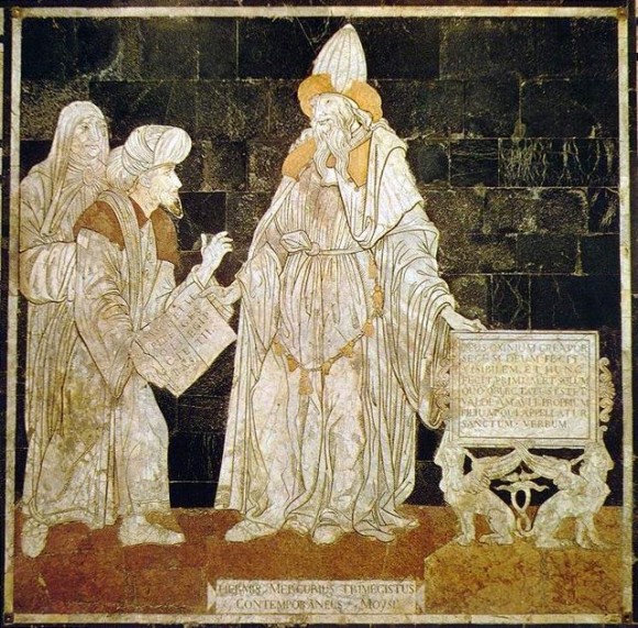 Representación de Hermes Trismegisto en el suelo de la catedral de Siena. Puede leerse  "Hermes Mercurio Trismegisto contemporáneo de Moisés".