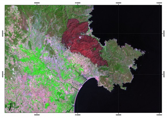 Imagen Landsat 7 ETM+ del 10 de agosto del 2000 mostrando el perímetro de un incendio en el Cabo de Creus