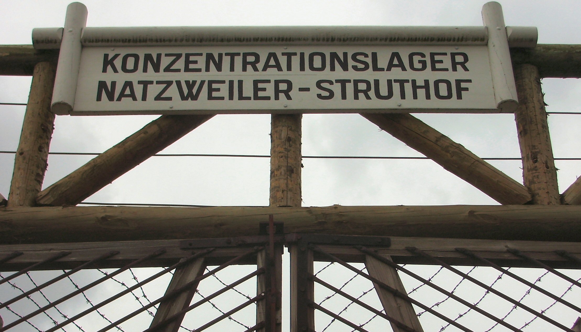 gate-of-natzweiler-struthof