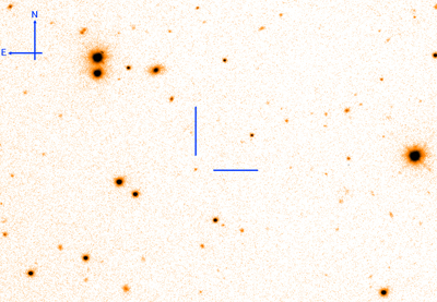 Imagen de GRB130831A tomada con el Liverpool Telescope situado en el observatorio del Roque de los Muchachos. La posición de la explosión estelar está indicada en el centro de la imagen, aproximadamente a 4.900 millones de años-luz.