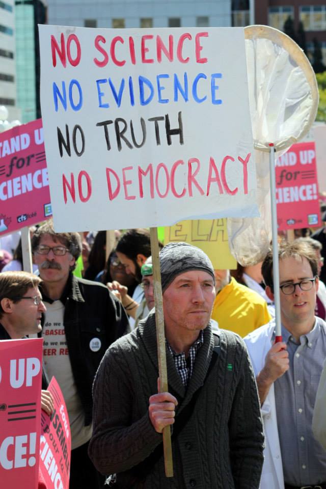 La ciencia y los objetivos del milenio (y VIII): El papel de la ciencia en la extensión de la democracia y los derechos humanos
