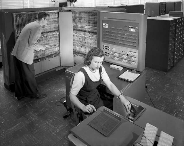 IBM-EDPM-74 (electronic data processing machine) de 1957