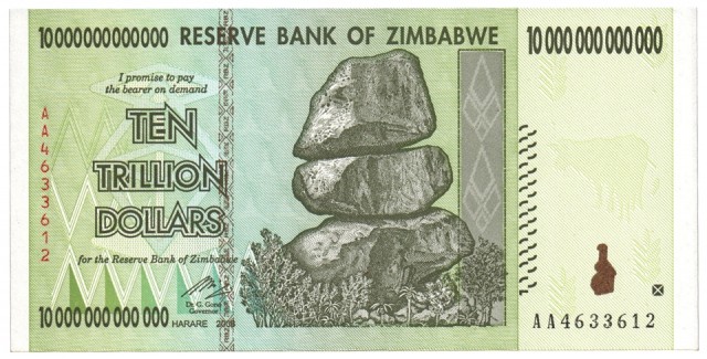 Un billete de 10 billones de dólares zimbabuenses
