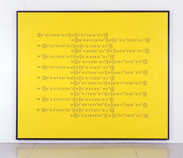 Bernar Venet, "Related to: Conmutative operation", acrílico sobre lienzo, 193 x 229 cm, 2001. Imagen de la exposición en Hôtel des Arts, Toulon, France, 2011