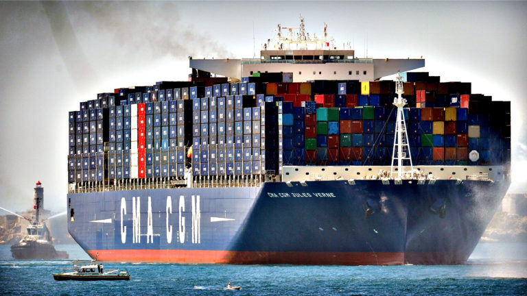 The world s largest container ship, sail&#8230;The world s largest c