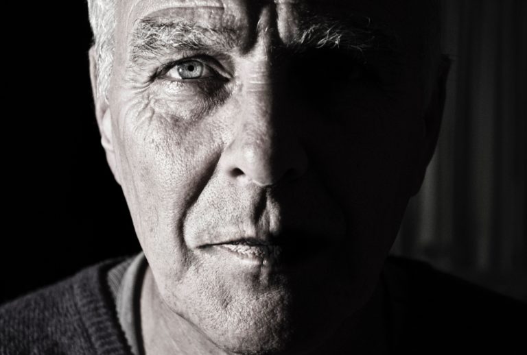 ¿Es contagiosa la enfermedad de Alzheimer?