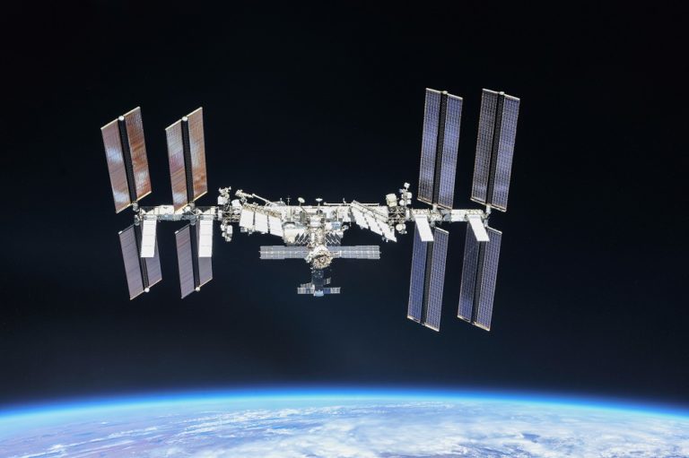Rusia contra Estados Unidos: por qué la exploración espacial debe contar con todos