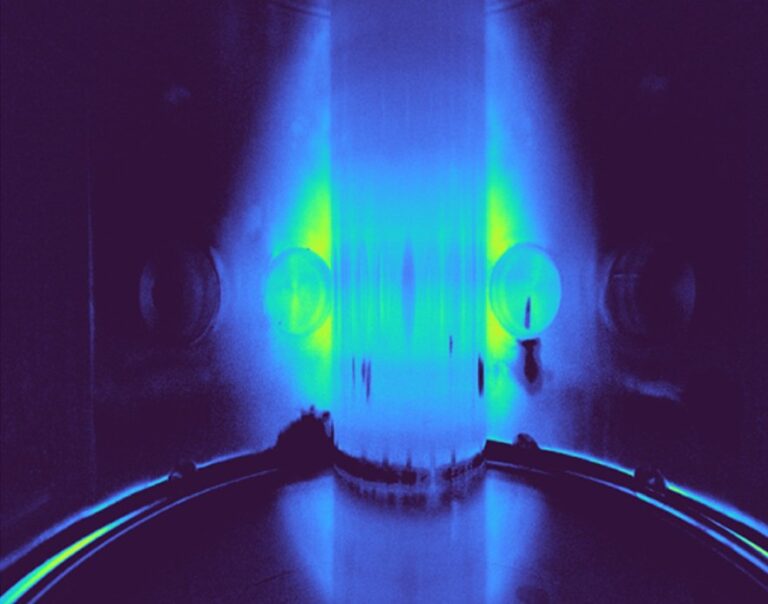 Primer plasma en el tokamak SMART de la Universidad de Sevilla