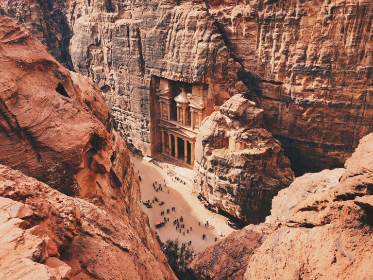 Petra: donde la Geología esculpe la historia