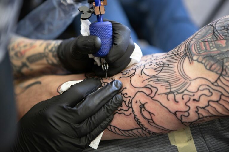 El impacto de los tatuajes en el sistema inmunitario